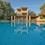Clementine Villa *