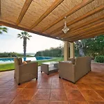 Clementine Villa